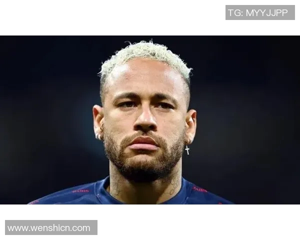 足球明星耳饰时尚潮流解析与搭配技巧分享